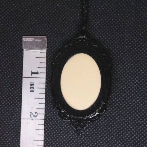 Cat on Skull Black Goth Rockabilly Necklace Cameo - Picture 5 of 5